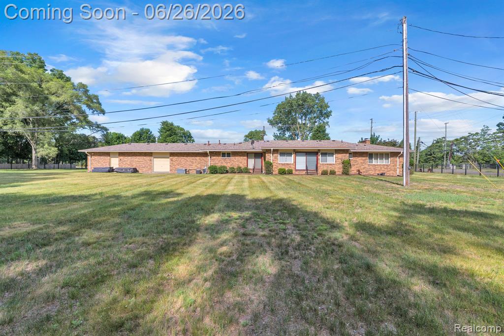 21362 Lahser Road Southfield, MI 48075 - Photo 3 of 66