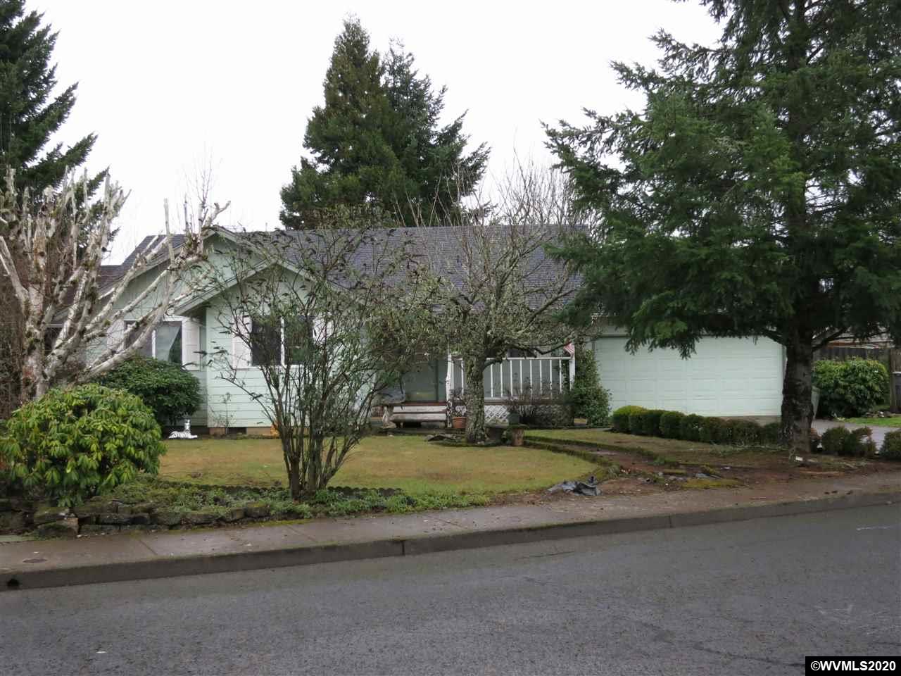1201 Southwest Bryson Street Dallas, OR 97338 - Photo 2 of 23 Gallery Image 2