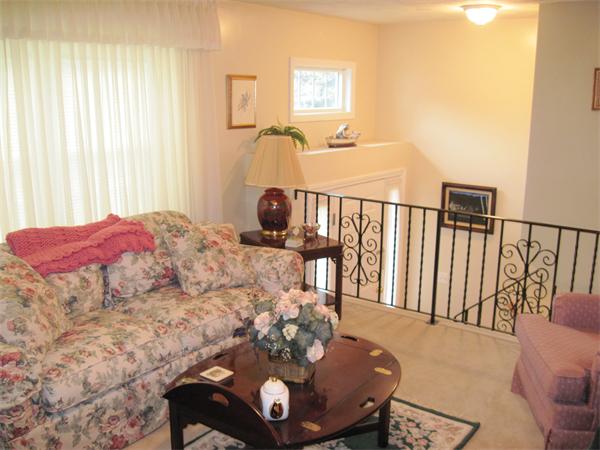 9 Regis Road Tewksbury, MA 01876 - Photo 10 of 19 Gallery Image 10