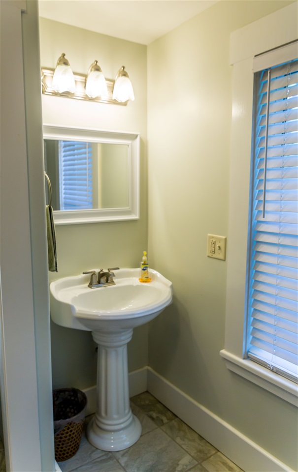 106 Bashan Hollow Road Webster, NH 03303 - Photo 20 of 39