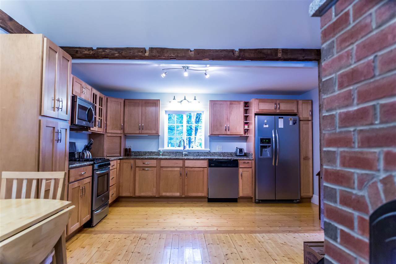 106 Bashan Hollow Road Webster, NH 03303 - Photo 24 of 39