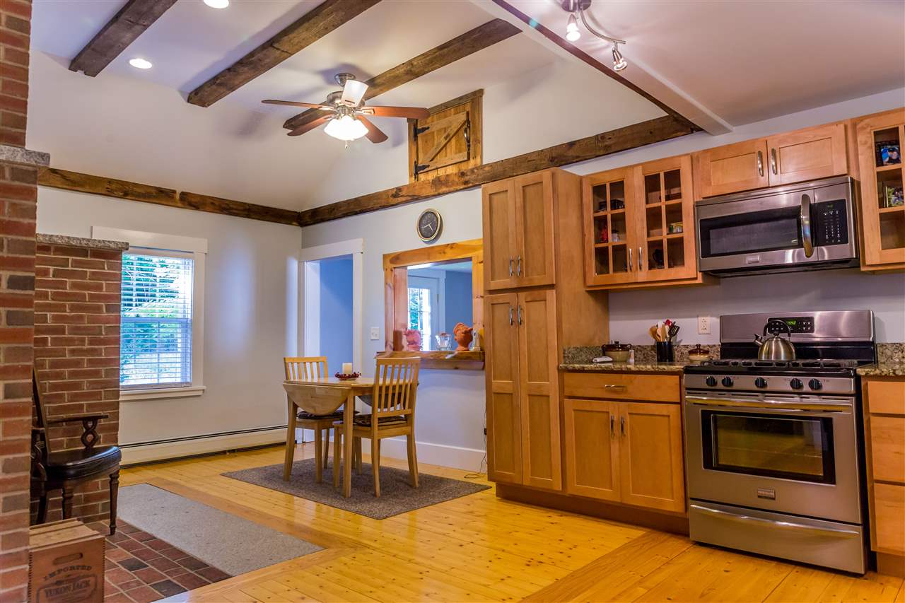 106 Bashan Hollow Road Webster, NH 03303 - Photo 28 of 39