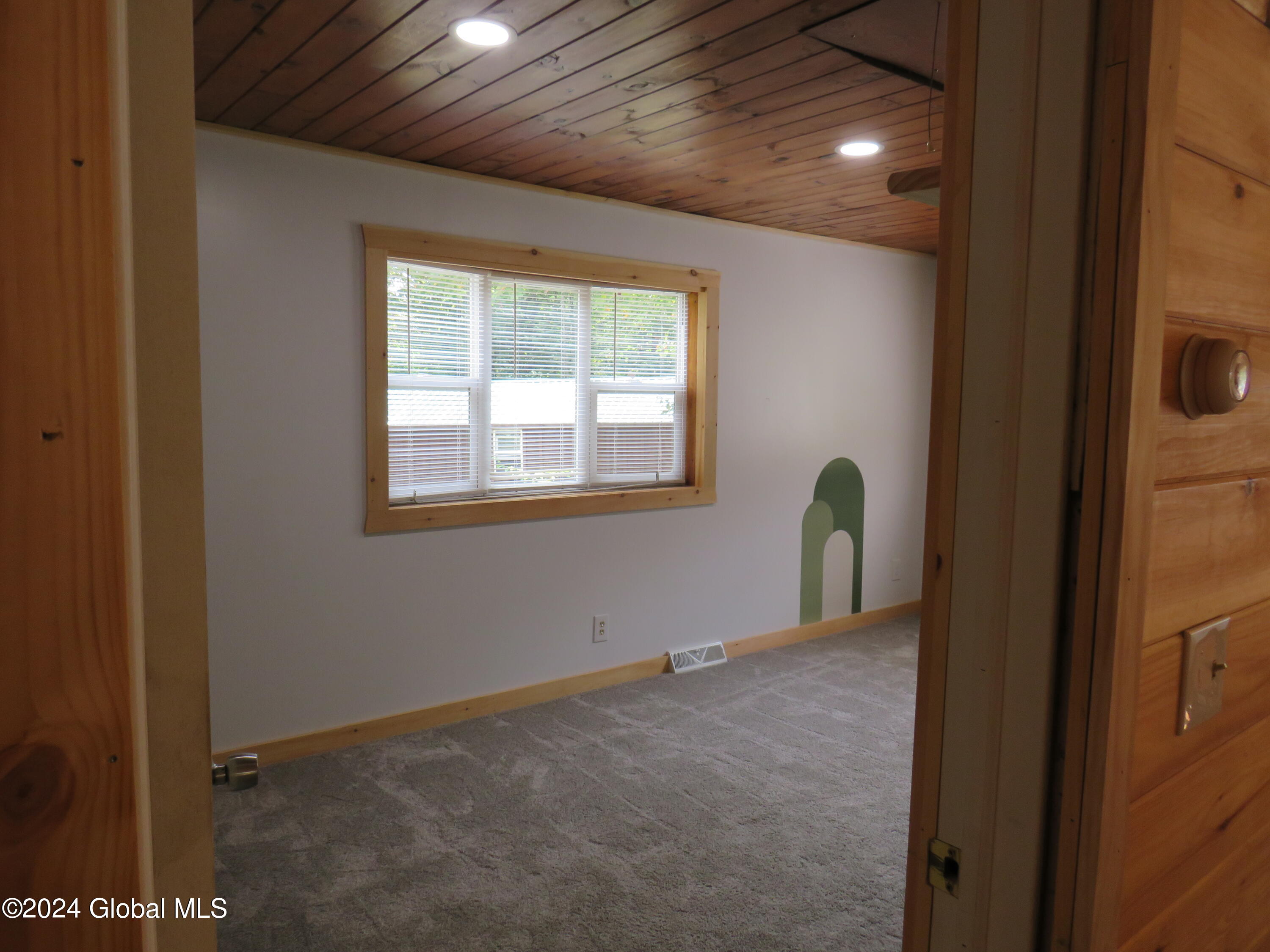 129 Ranger Road Wells, NY 12190 - Photo 37 of 127 IMG_4040