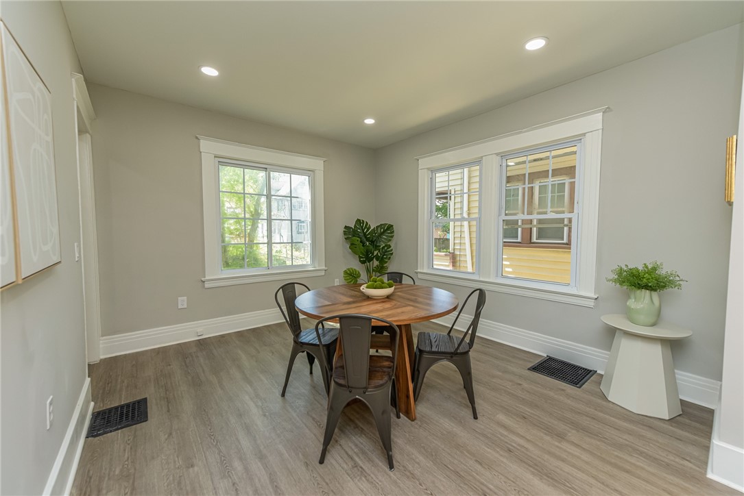 429 Hazelwood Terrace Rochester, NY 14609 - Photo 12 of 34