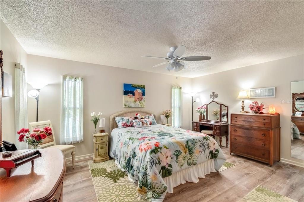 10522 Southeast 146th Terrace Road Ocklawaha, FL 32179 - Photo 36 of 81