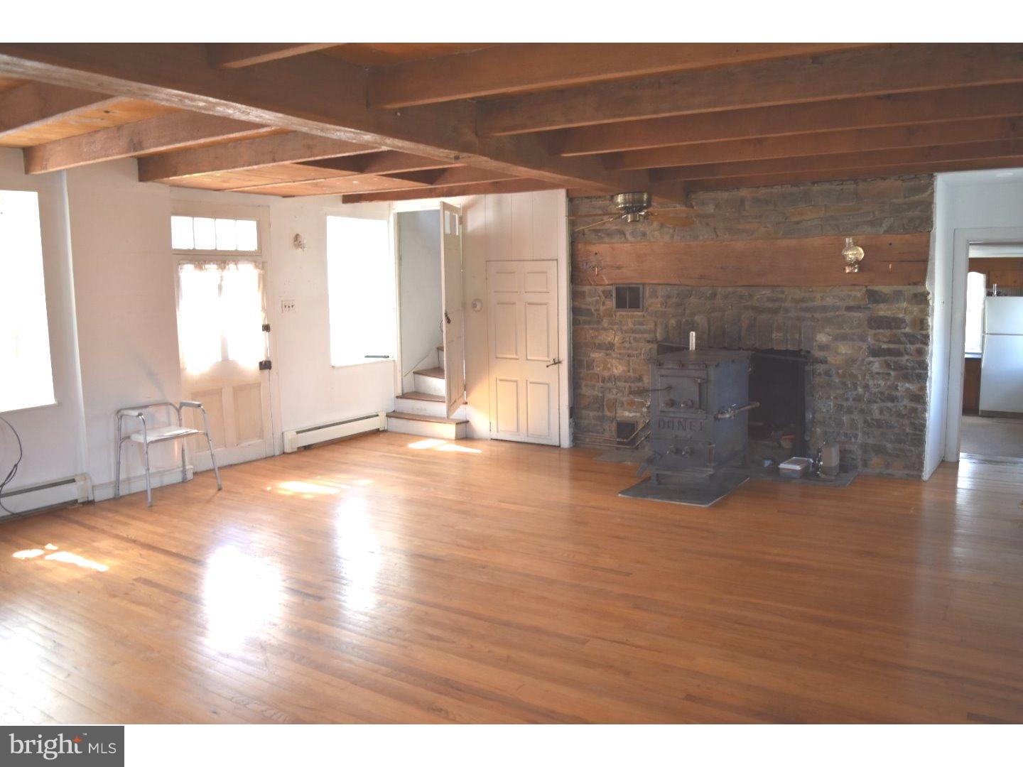 1698 Mission Road Quakertown, PA 18951 - Photo 6 of 24 Gallery Image 6