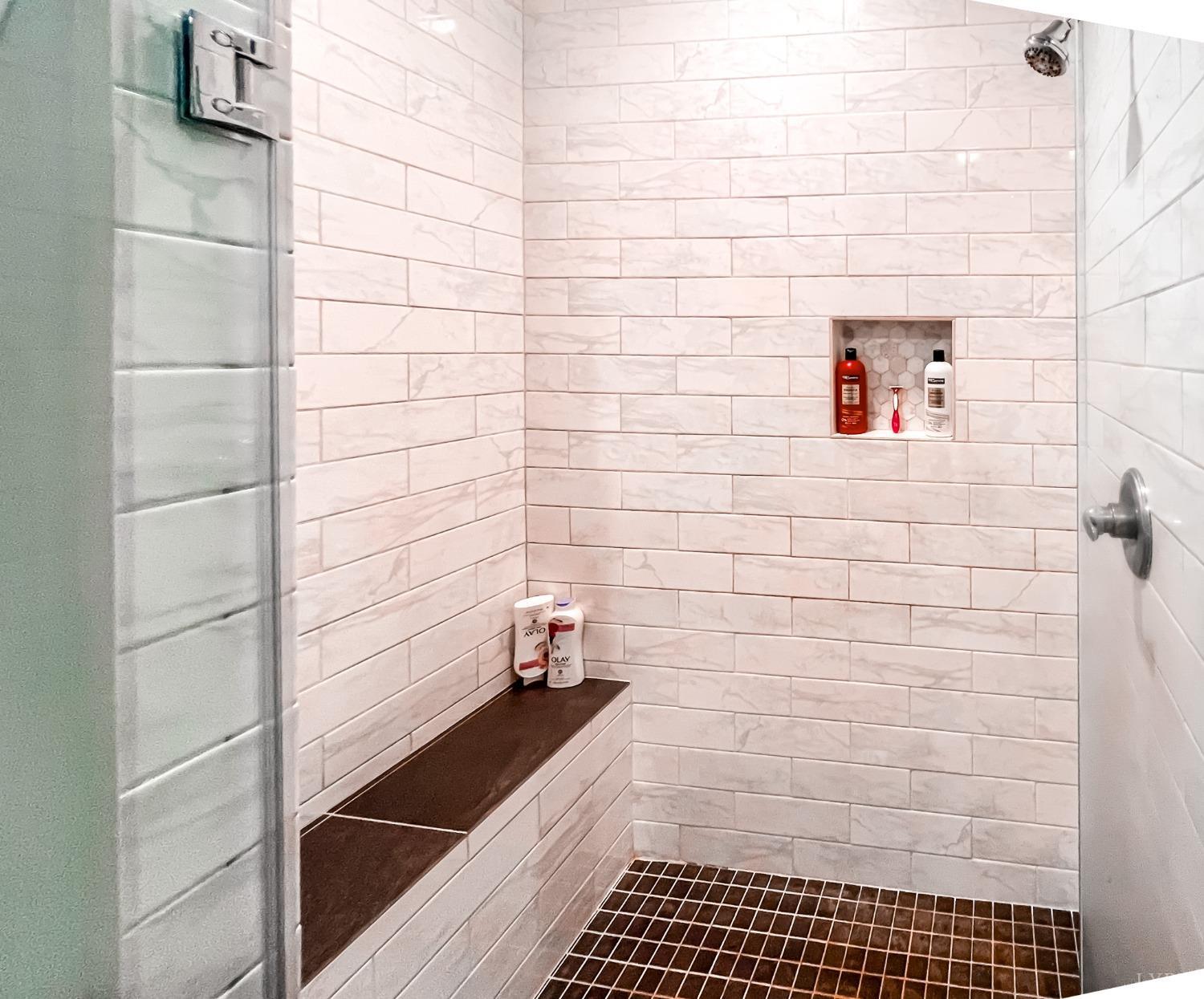 7108 Callands Road Chatham, VA 24531 - Photo 53 of 63 a bathroom with a bathtub