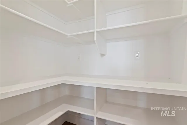 $637,777 | 11492 West Gladiola Street, Star, ID 83669