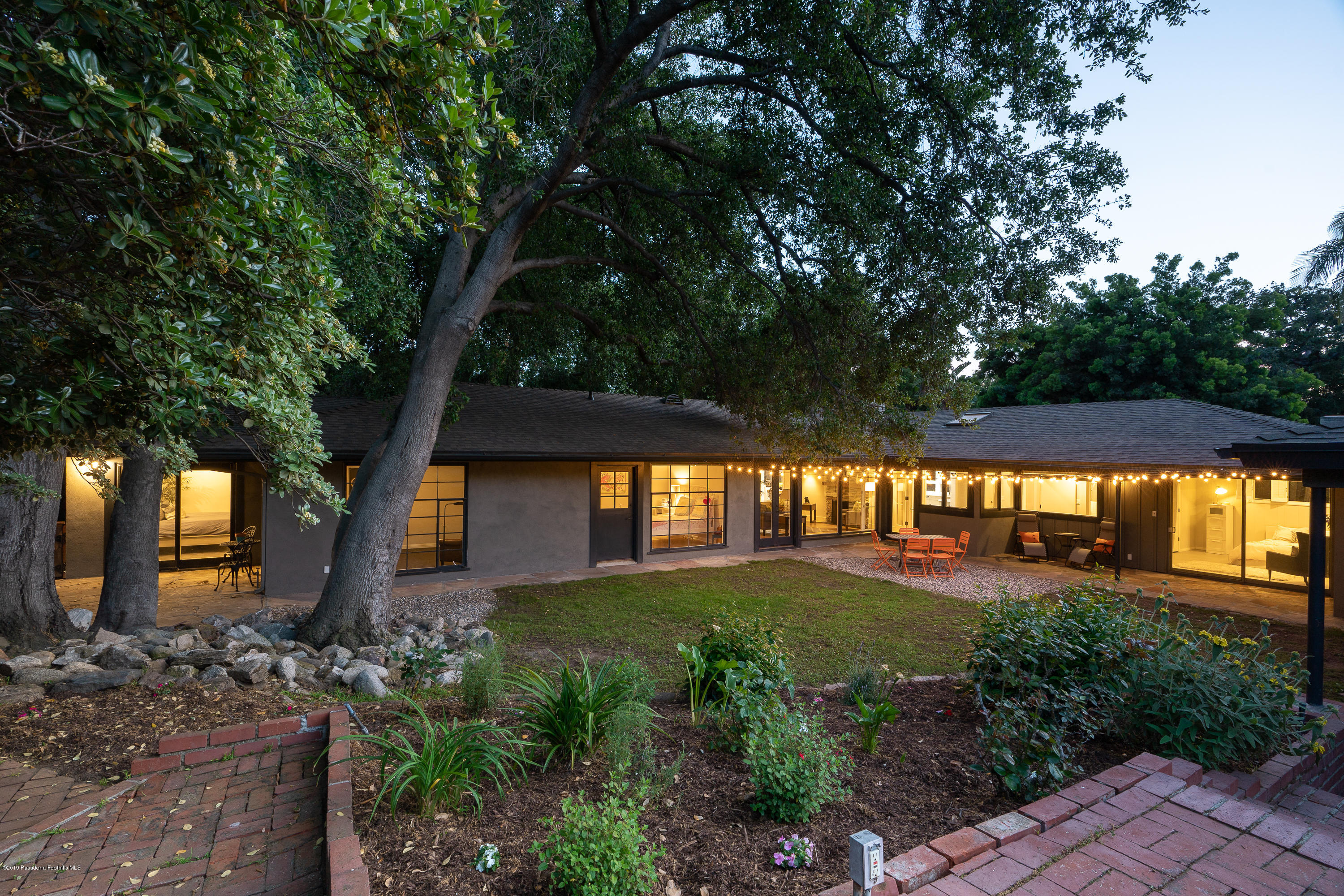 3795 Shadow Grove Road Pasadena, CA 91107 - Photo 45 of 48 front view of a house with a big yard