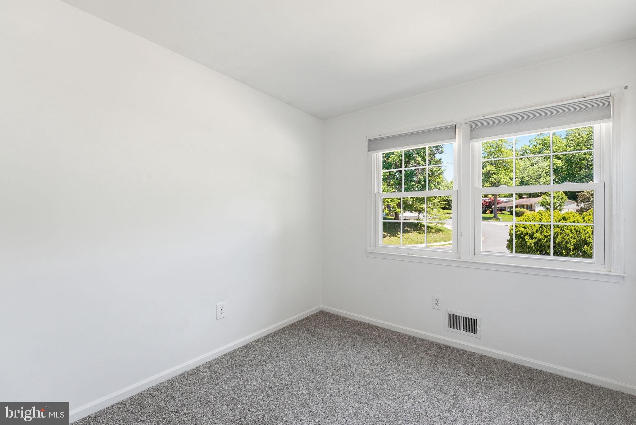 8609 Woodview Drive Springfield, VA 22153 - Photo 15 of 24
