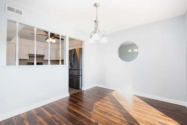 $240,000 | 8336 160th Place, Unit 2E, Tinley Park, IL 60477