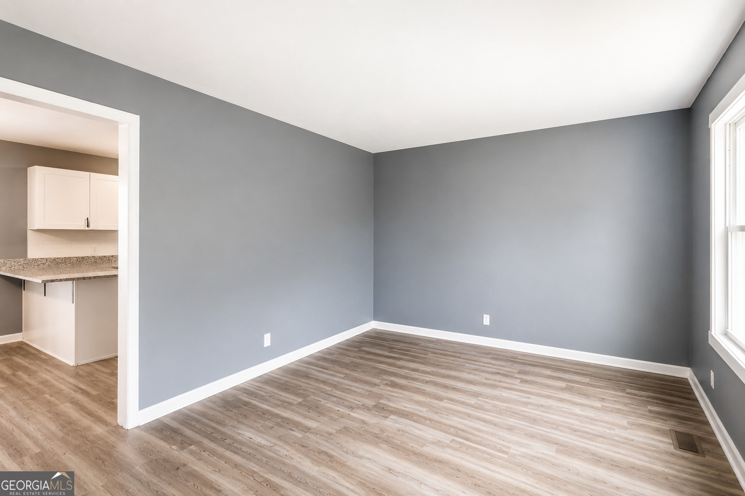 893 McCall Road Macon, GA 31217 - Photo 4 of 18