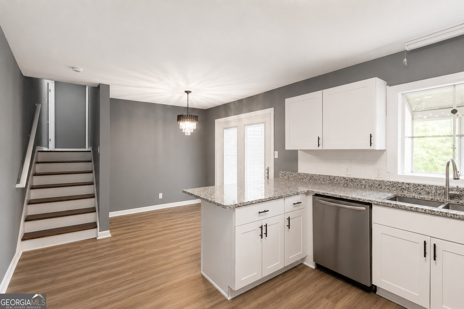 893 McCall Road Macon, GA 31217 - Photo 6 of 18
