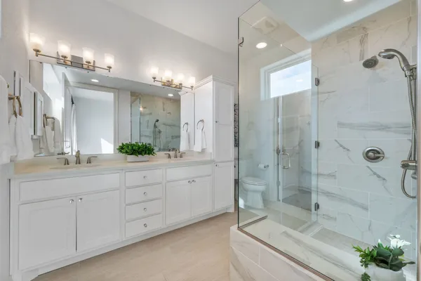 $450,000 | 104 Bella Toscana Avenue, Unit 2302, Lakeway, TX 78734