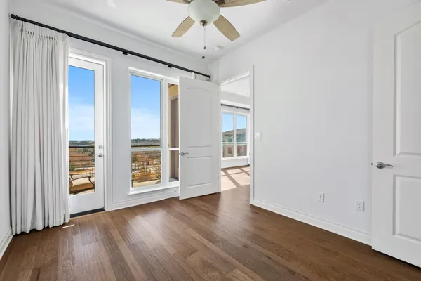 $450,000 | 104 Bella Toscana Avenue, Unit 2302, Lakeway, TX 78734