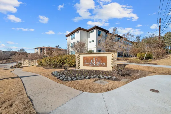 $450,000 | 104 Bella Toscana Avenue, Unit 2302, Lakeway, TX 78734