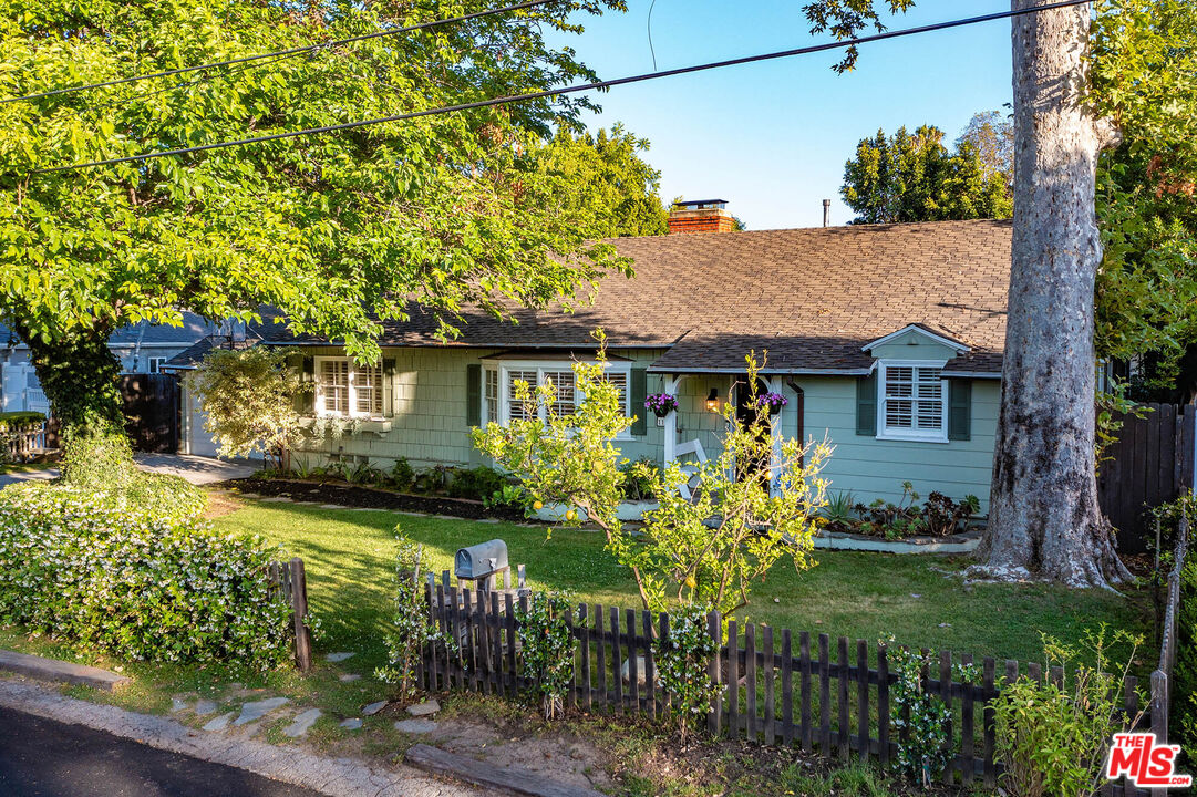 11146 Valley Spring Lane Studio City, CA 91602 - Photo 40 of 58
