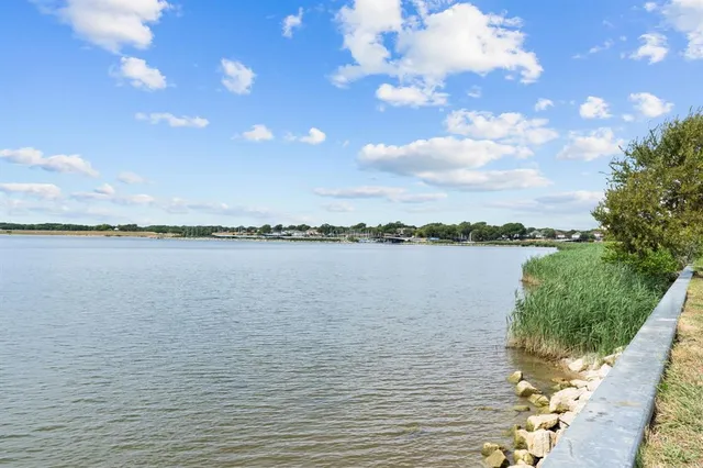 $1,299 | 5726 Marvin Loving Drive, Unit 224, Garland, TX 75043