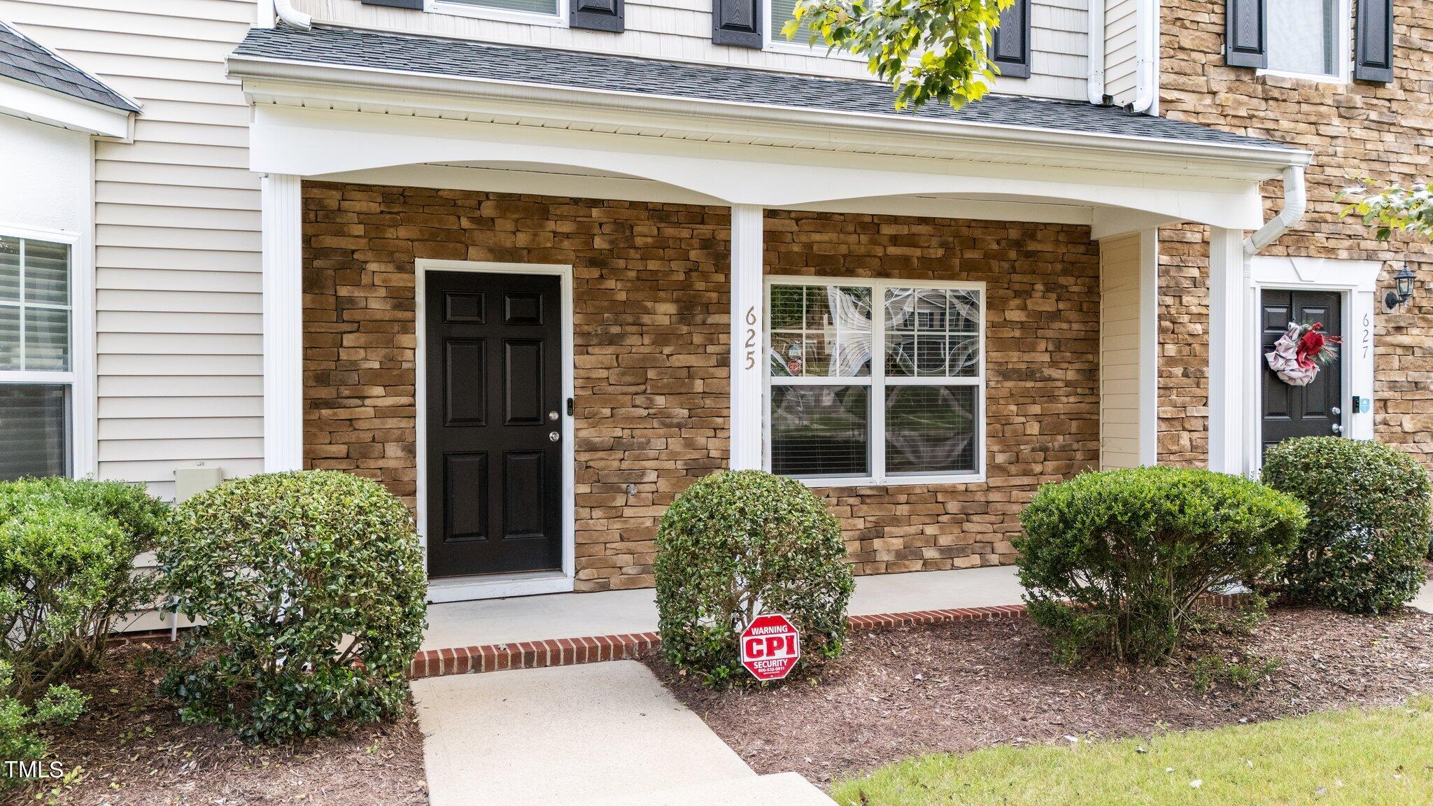 625 Laurens Way Knightdale, NC 27545 - Photo 7 of 22 22-web-or-mls-DJI_20240909155155_0614_D