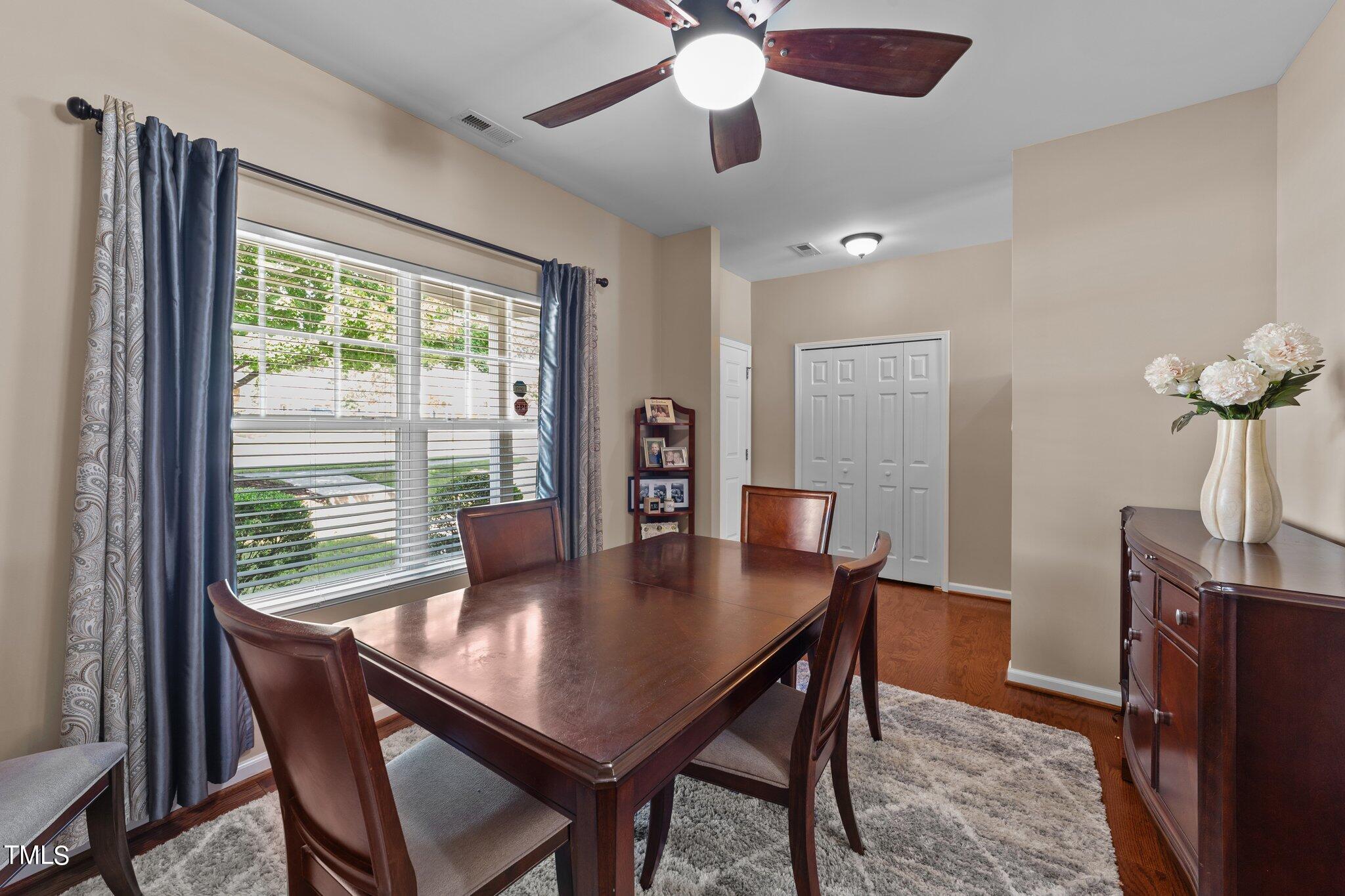 625 Laurens Way Knightdale, NC 27545 - Photo 9 of 22 25-web-or-mls-VB4A9769