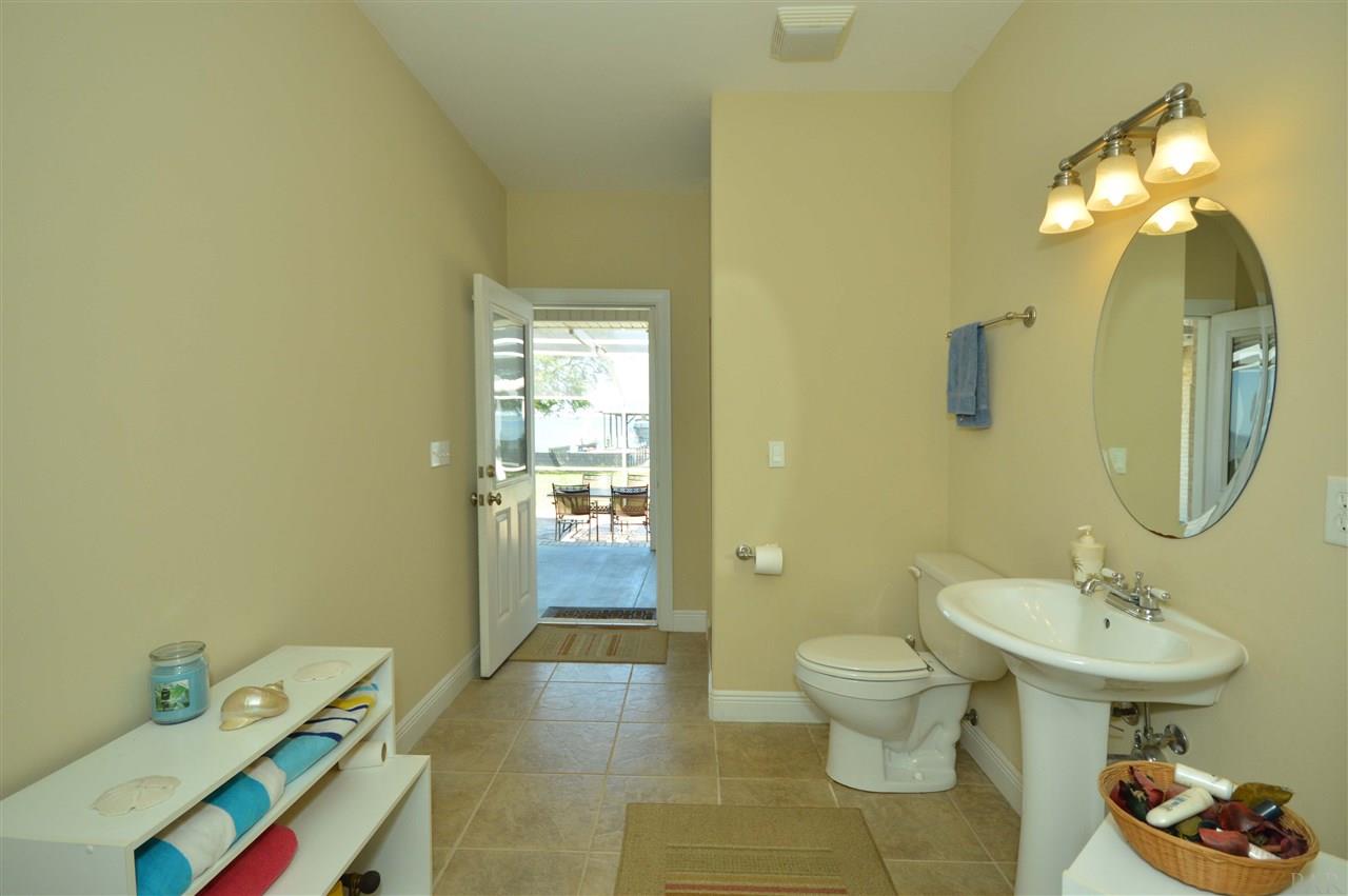 977 Dolphin Road Milton, FL 32583 - Photo 39 of 49 Gallery Image 39