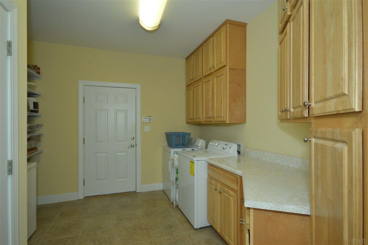 977 Dolphin Road Milton, FL 32583 - Photo 41 of 49 Gallery Image 41