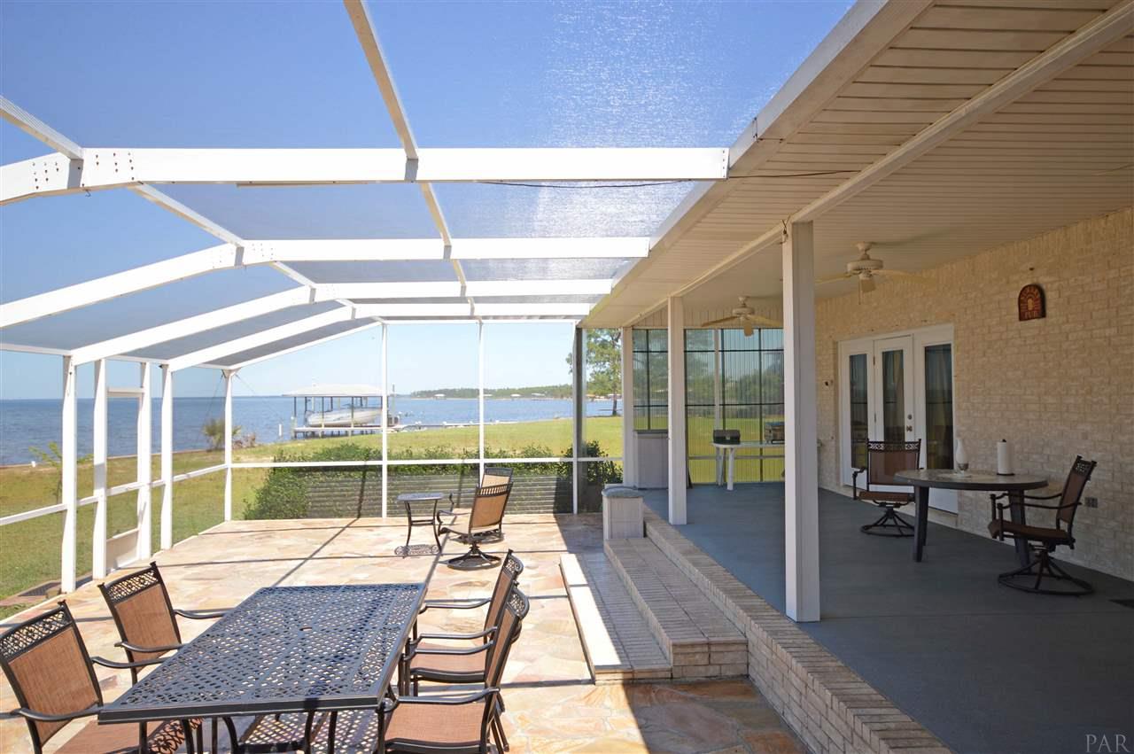 977 Dolphin Road Milton, FL 32583 - Photo 42 of 49 Gallery Image 42