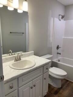 9792 County Line Road Southwest Mitchell, GA 30820 - Photo 21 of 29 hall bath
