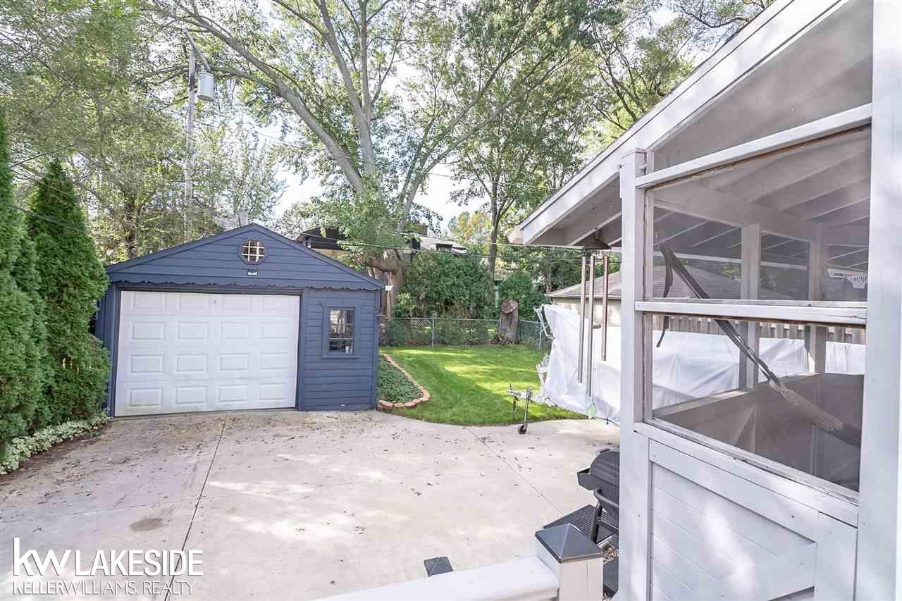 435 Madison Street Grosse Pointe, MI 48236 - Photo 36 of 39 50058046-35.JPG