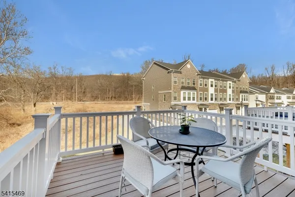 $775,001 | 14 Coogan Court, Morris Plains, NJ 07950