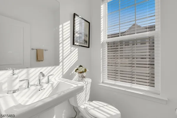 $775,001 | 14 Coogan Court, Morris Plains, NJ 07950