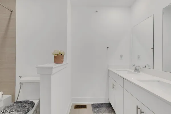 $775,001 | 14 Coogan Court, Morris Plains, NJ 07950