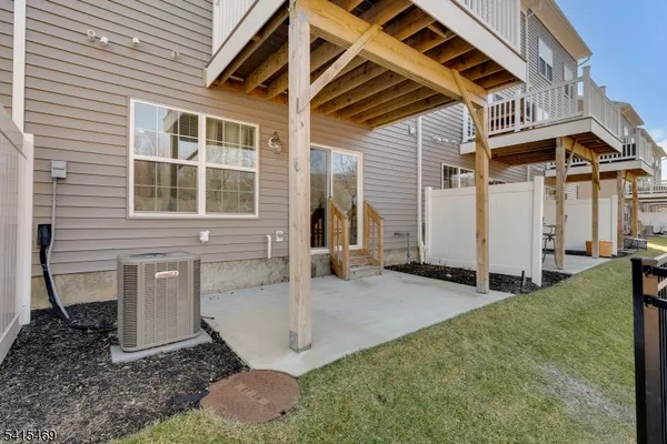 $775,001 | 14 Coogan Court, Morris Plains, NJ 07950