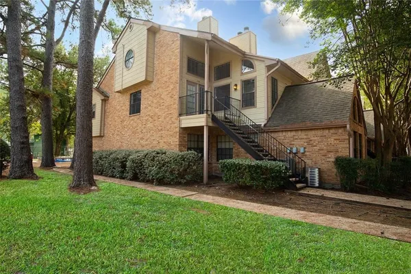 $129,500 | 16800 Sugar Pine Drive, Unit F44, Houston, TX 77090