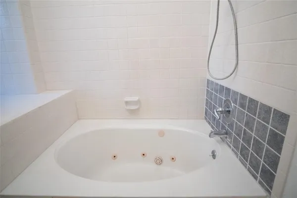 $129,500 | 16800 Sugar Pine Drive, Unit F44, Houston, TX 77090