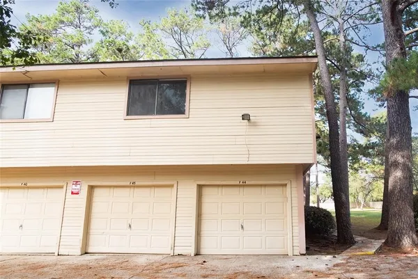 $129,500 | 16800 Sugar Pine Drive, Unit F44, Houston, TX 77090