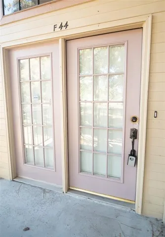 $129,500 | 16800 Sugar Pine Drive, Unit F44, Houston, TX 77090