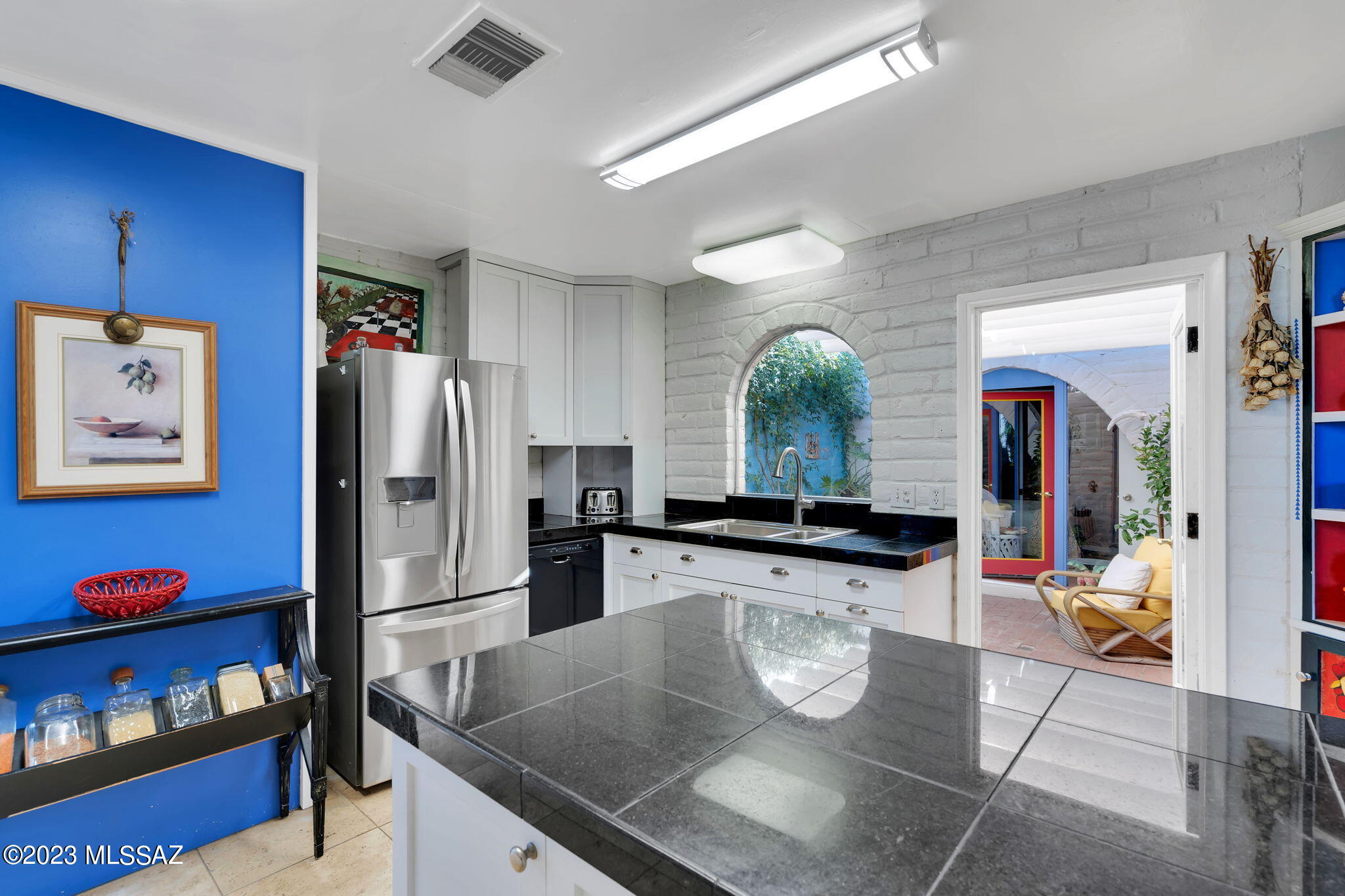 636 West Roller Coaster Road Tucson, AZ 85704 - Photo 13 of 41