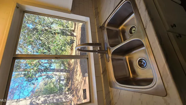 $124,900 | 512 Woodward Avenue, Jackson, MS 39206