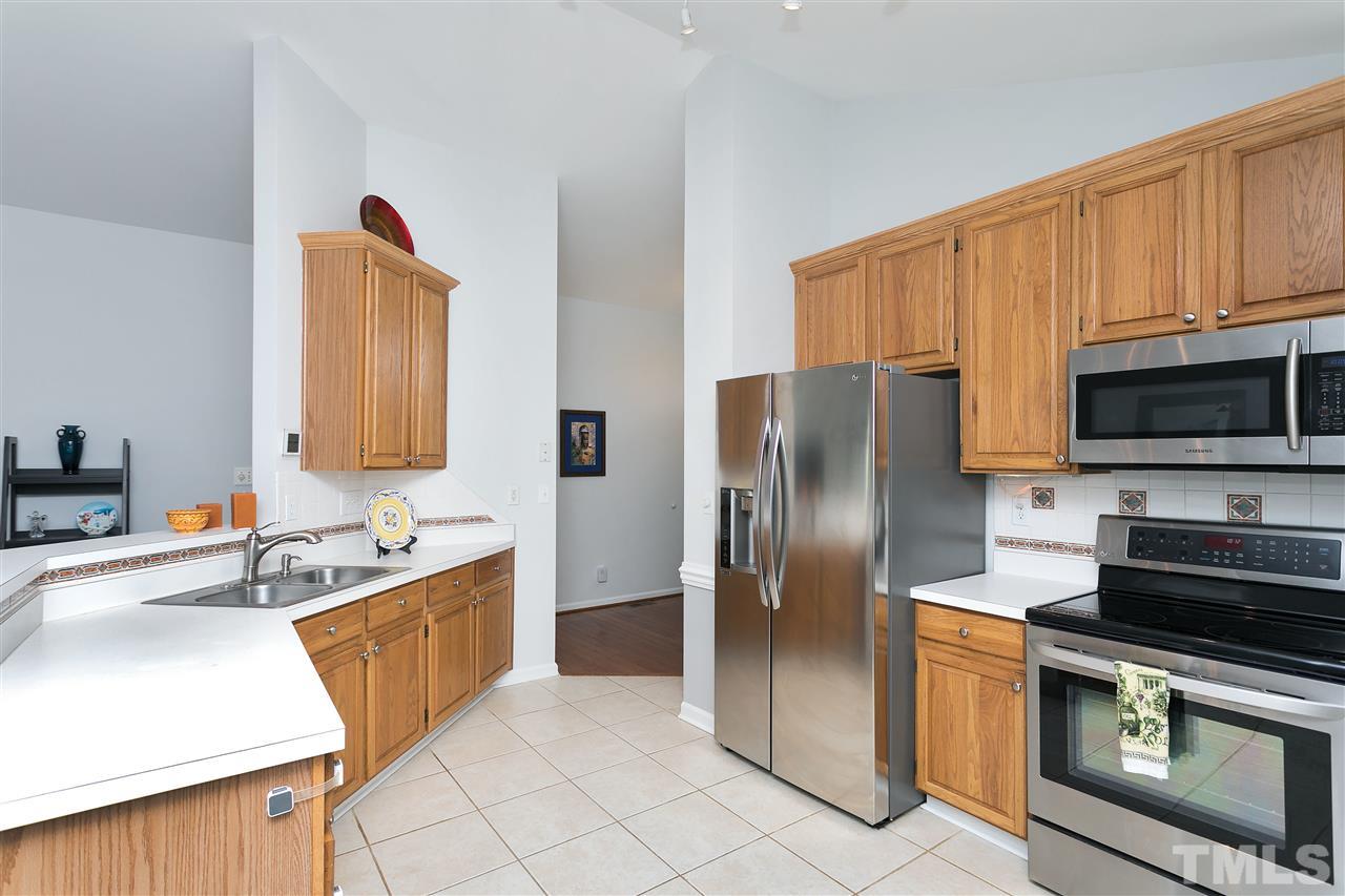8 Rattan Bay Court Durham, NC 27713 - Photo 6 of 25 Gallery Image 6