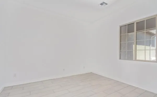 $2,900 | 24136 North 172nd Drive, Surprise, AZ 85387