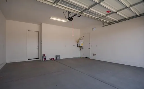 $2,900 | 24136 North 172nd Drive, Surprise, AZ 85387