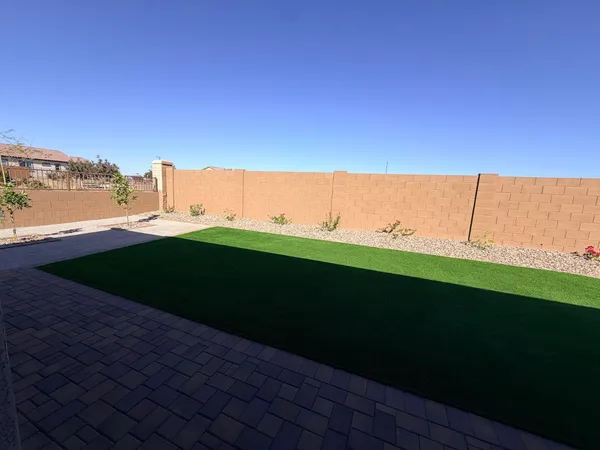 $2,900 | 24136 North 172nd Drive, Surprise, AZ 85387