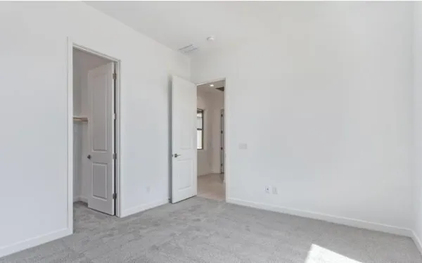 $2,900 | 24136 North 172nd Drive, Surprise, AZ 85387