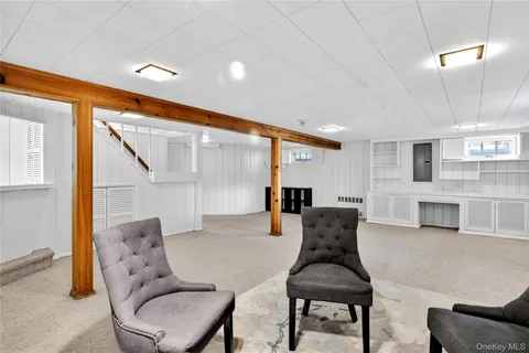 $1,195,000 | 11 Hazelwood Drive, Jericho, NY 11753
