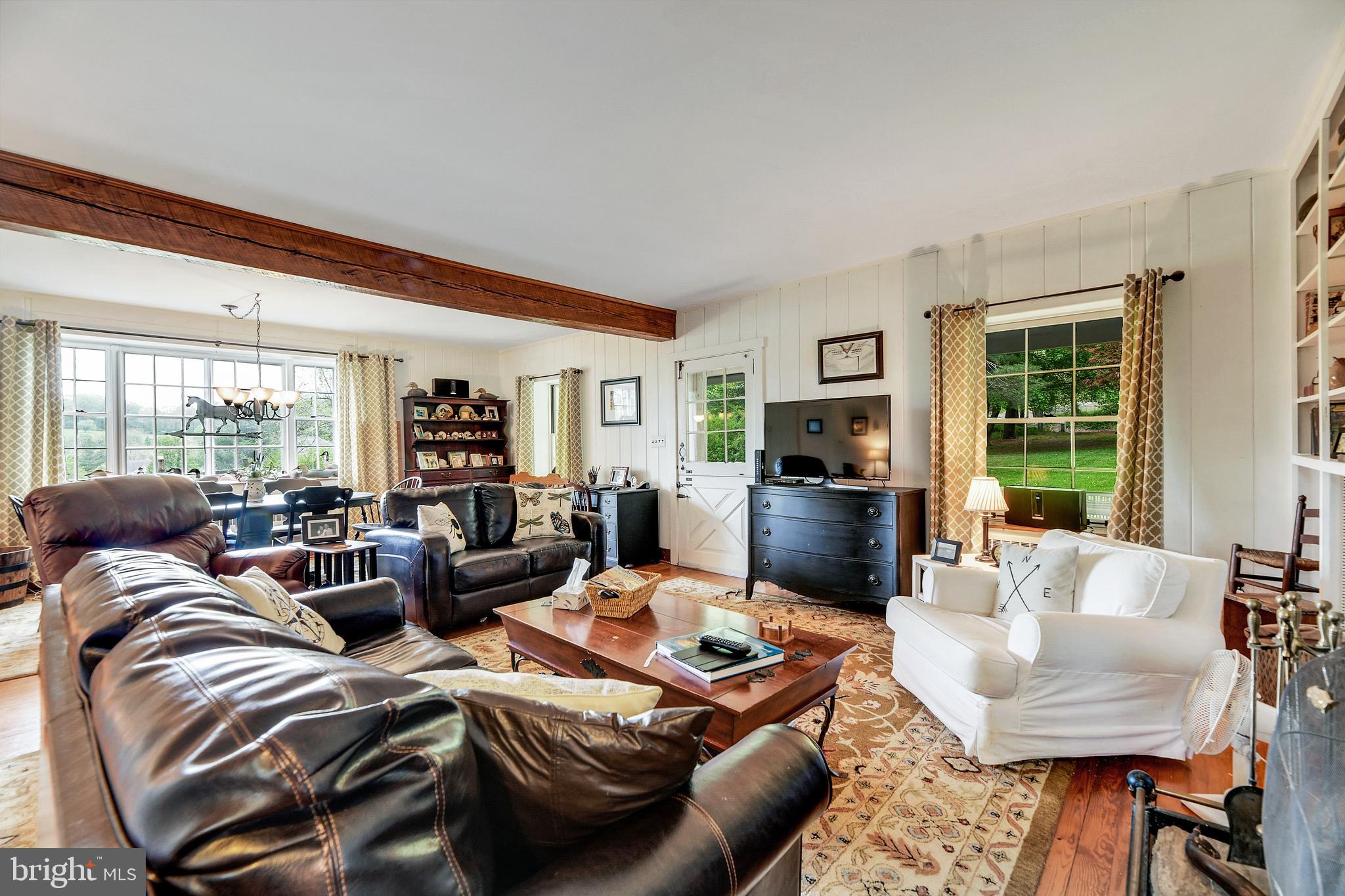1339 Corbett Road Monkton, MD 21111 - Photo 3 of 70 Inviting and intimate feel