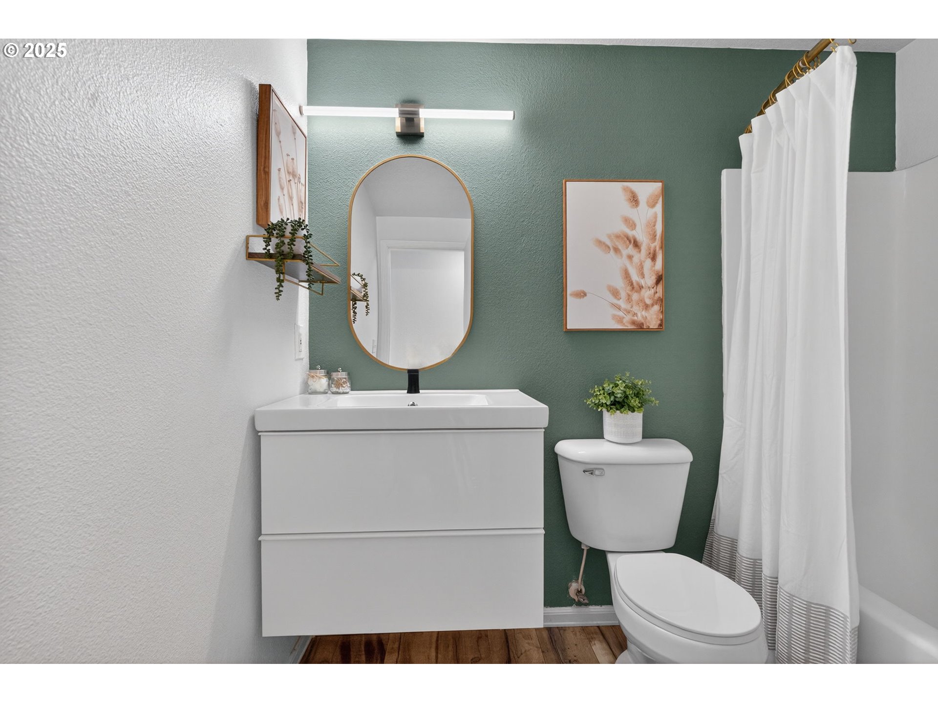 6689 North Columbia Way Portland, OR 97203 - Photo 22 of 35