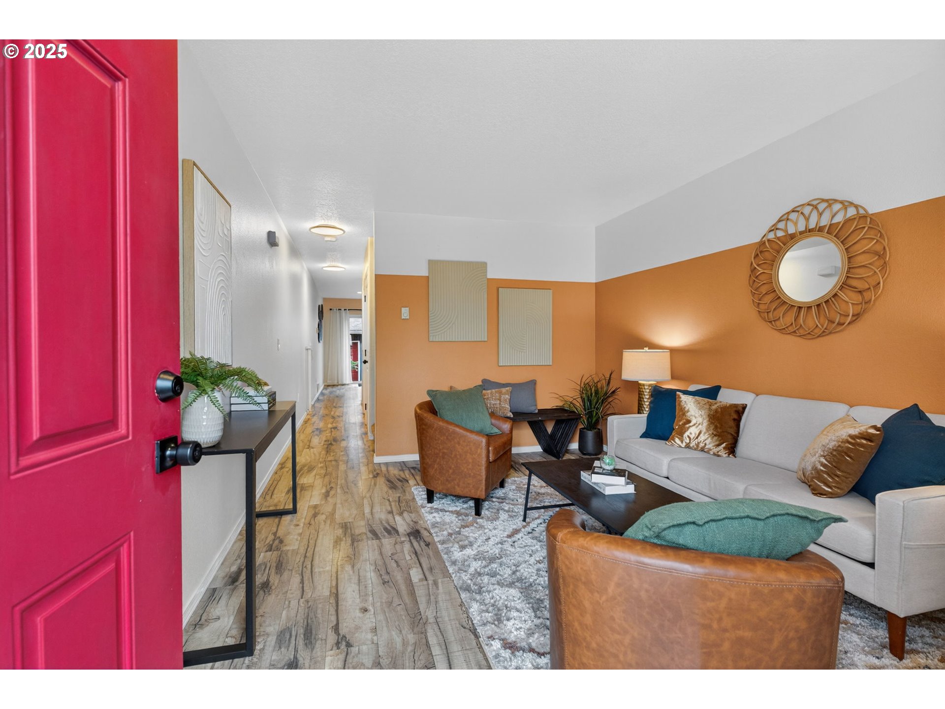 6689 North Columbia Way Portland, OR 97203 - Photo 5 of 35