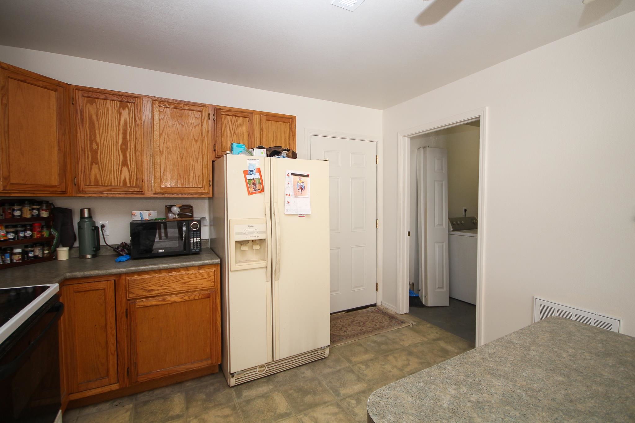 1967 East Jordan Road Mount Pleasant, MI 48858 - Photo 12 of 25 1899091-11.JPG
