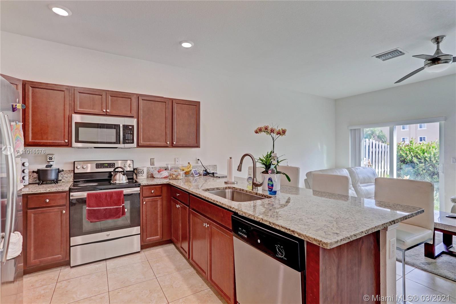 5258 Ashley River Road West Palm Beach, FL 33417 - Photo 11 of 42